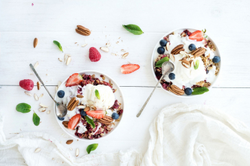 À QUELLES CONDITIONS DOIT RÉPONDRE UN PETIT-DÉJEUNER SAIN ?